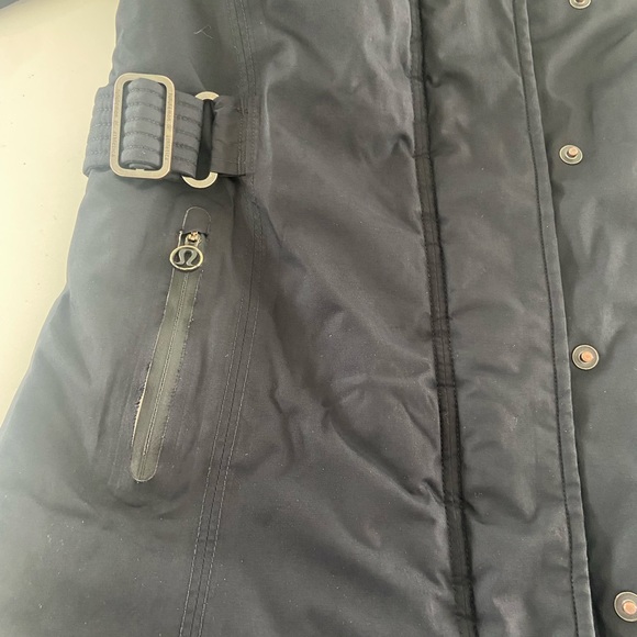 Lululemon Winter Coat Sz4 - Picture 2 of 9